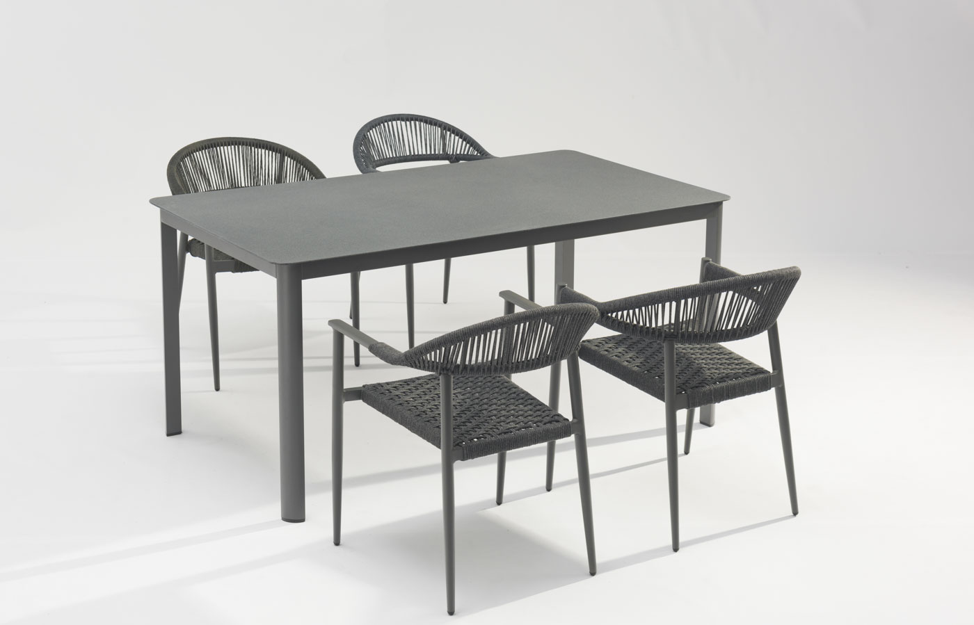 Moderno novo design durável elástico macio corda trançada estrutura de alumínio terraço jardim cadeira ao ar livre