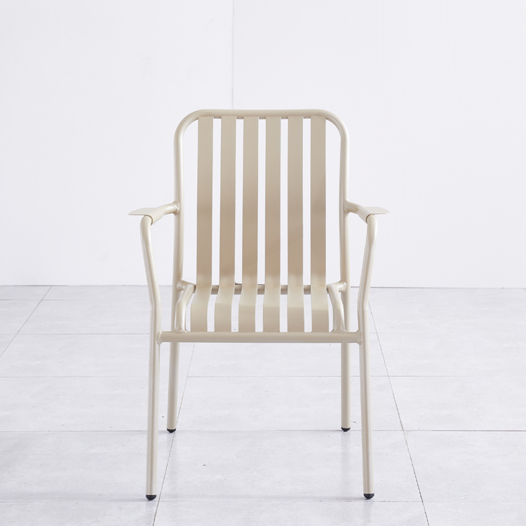 Foshan Novo Design Moderno Marca Bistrô Jantar Jardim Ao Ar Livre Restaurante Pátio Metal Alumínio Cadeiras Empilháveis ​​Mesa Móveis