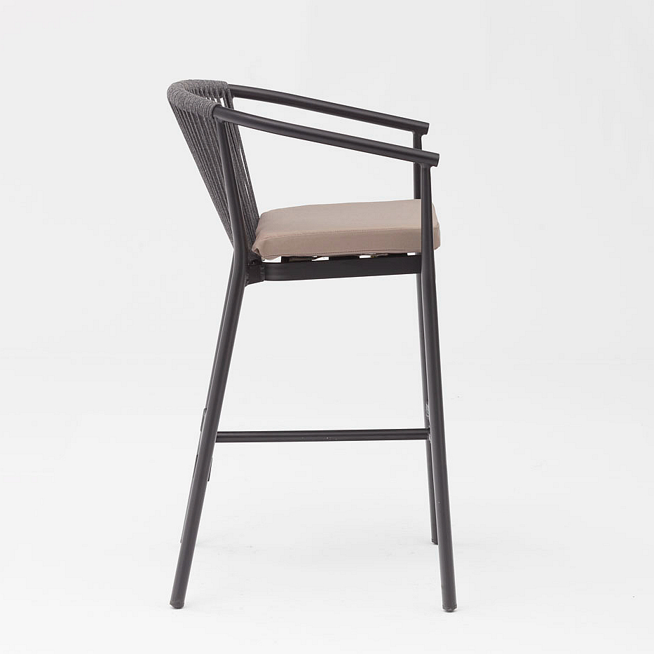 Moderna nova venda quente Design de arte em corda Elastic Soft Back Cushion Alumínio Terraço bar para festa