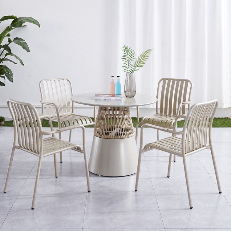 Foshan Novo Design Moderno Marca Bistrô Jantar Jardim Ao Ar Livre Restaurante Pátio Metal Alumínio Cadeiras Empilháveis ​​Mesa Móveis