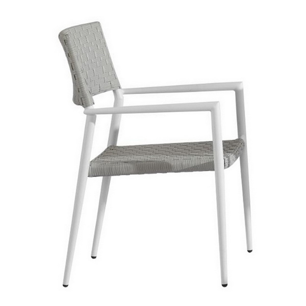 Fabricantes doam cadeiras modernas de restaurante para lares de idosos