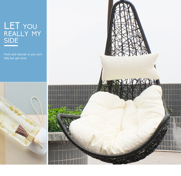 cadeira de vime pendurada