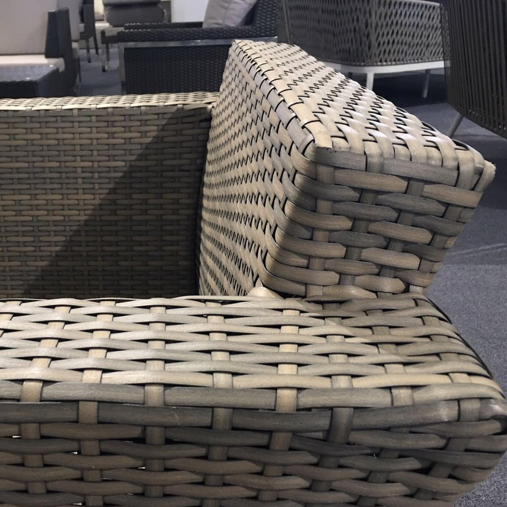 Conjunto de sofá de vime ao ar livre do pátio 2 lugares ao ar livre